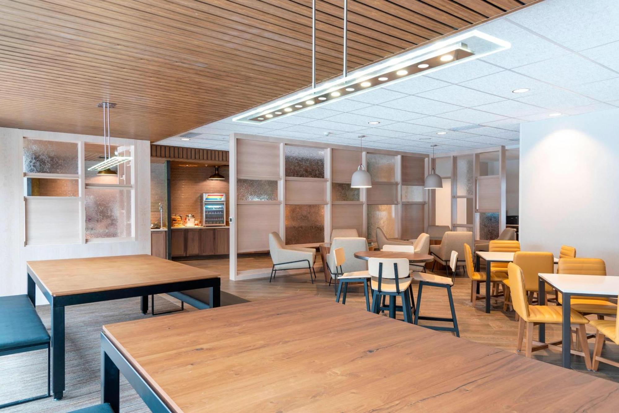 Fairfield Inn & Suites By Marriott Fair Oaks Farms Ngoại thất bức ảnh